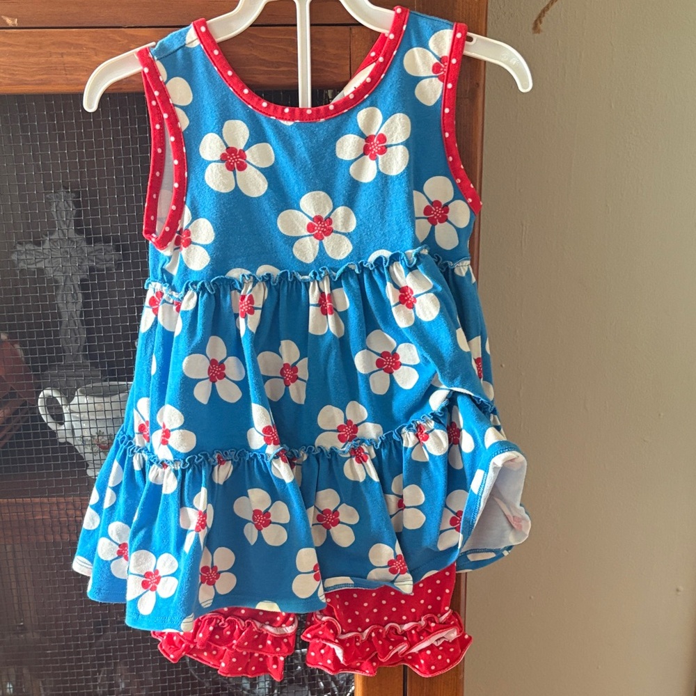 Wildflowers Blue and Red Floral Tiered Tank Top & Ruffle Shorts Set